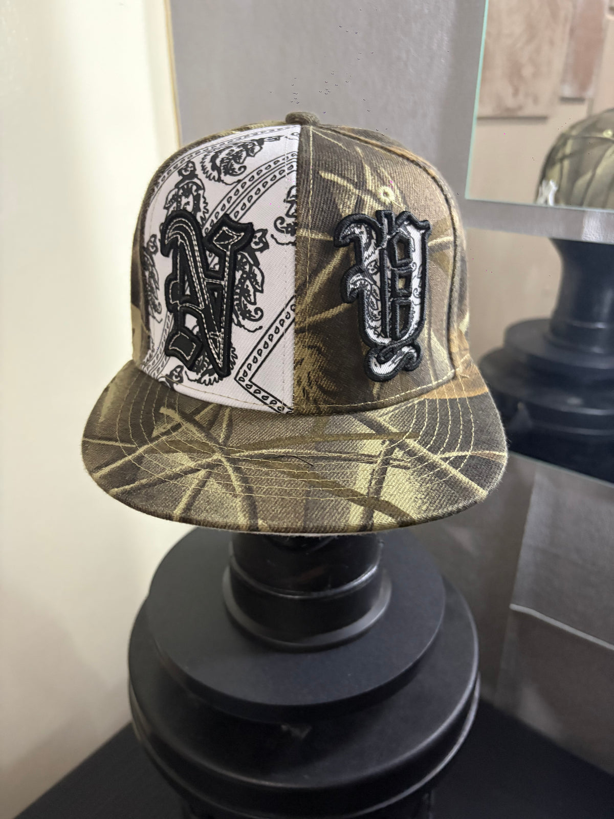 NY Camo Paisley Close Cap