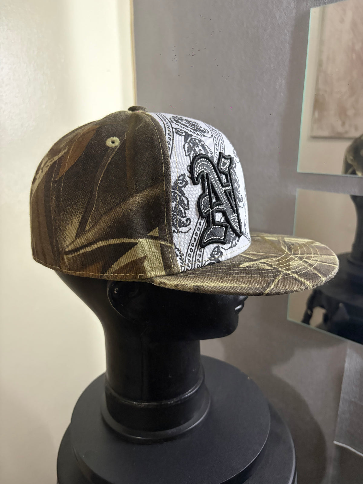 NY Camo Paisley Close Cap