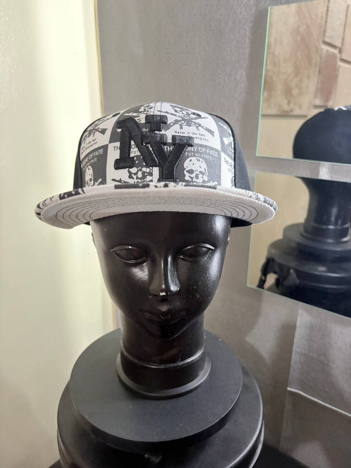 NY Skull Close Cap